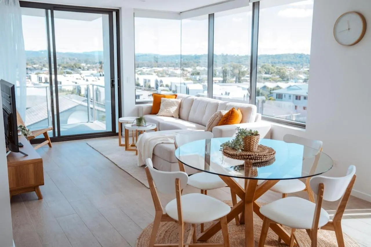 Apartment Palm Beach Perfection. Gold Coast
